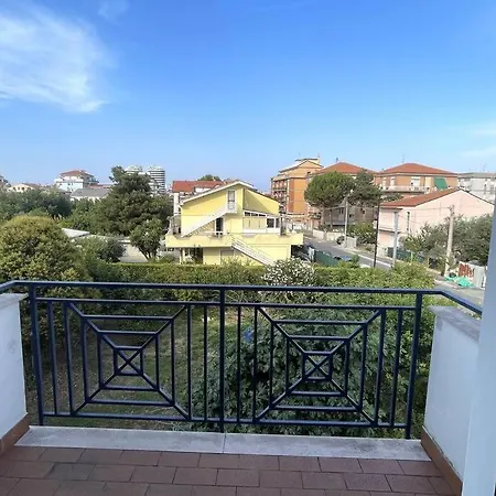 Intero A Apartment